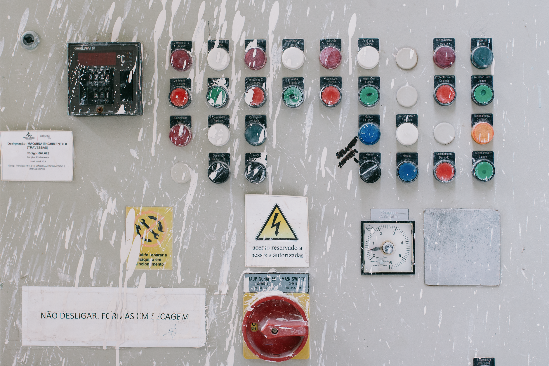 Foto ilustrācija par tēmu: Finanšu automatizācija: nākotnes iespējas un izaicinājumi